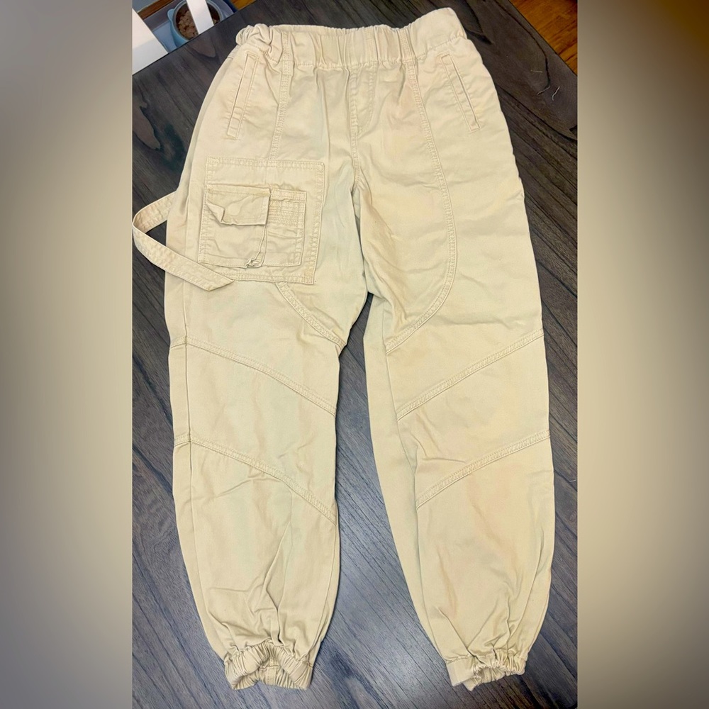 Forever 21 Tan Cargo Pants Size XS